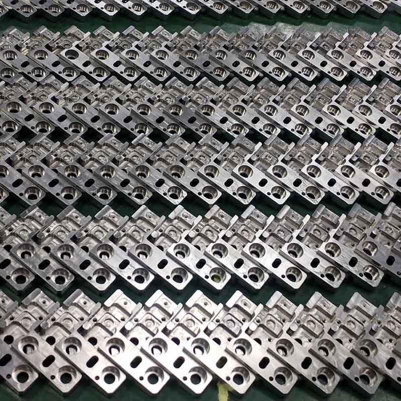 Aan het einde van het jaar zijn de bestellingen hot en is de verzending erg druk!